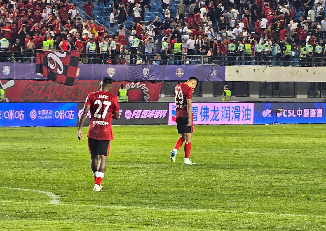 他们通过挡